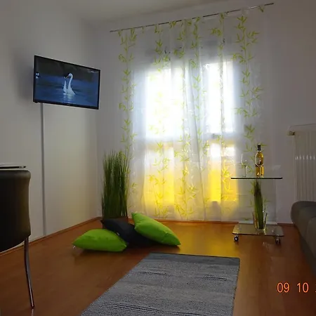 Lujza Apartman